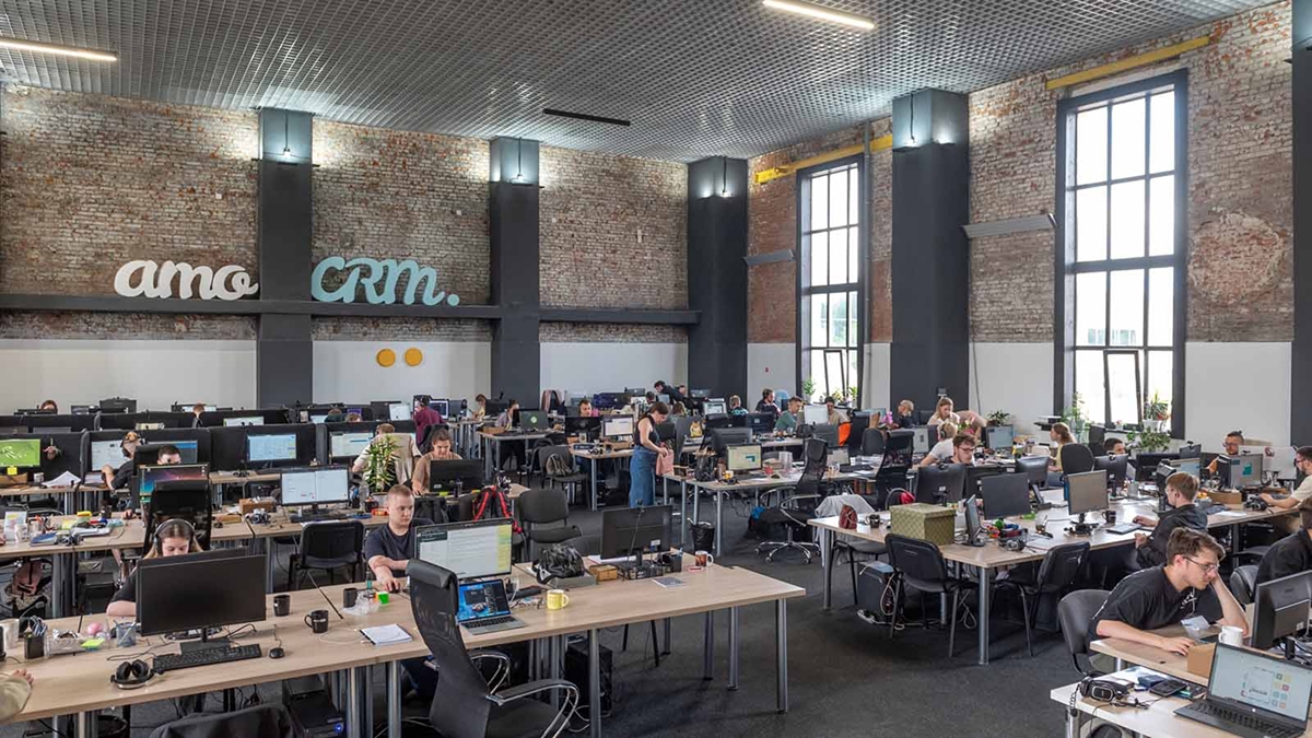 Рабочий процесс в офисе amoCRM. Команда, которая создает мощные отделы продаж